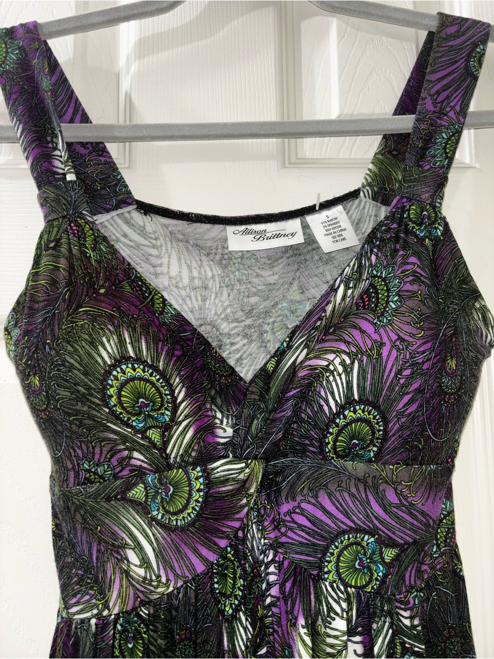 Allison Brittney Purple and Green Peacock-Print dress, nwot, built in bra